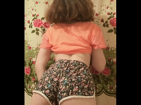 ❤️ सेक्सी युवा बेब अलग करना बंद उसकी शॉर्ट्स पर कैमरा ️ गुदा वीडियो हम पर ️❤